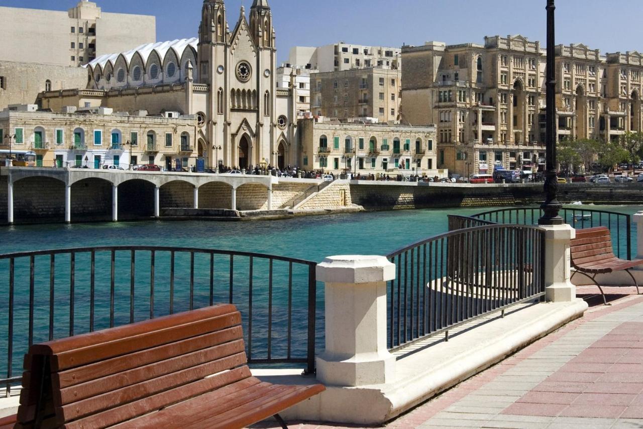 Splendid Seaside Retreat On Spinola Bay Apartment Saint Julian's Ngoại thất bức ảnh
