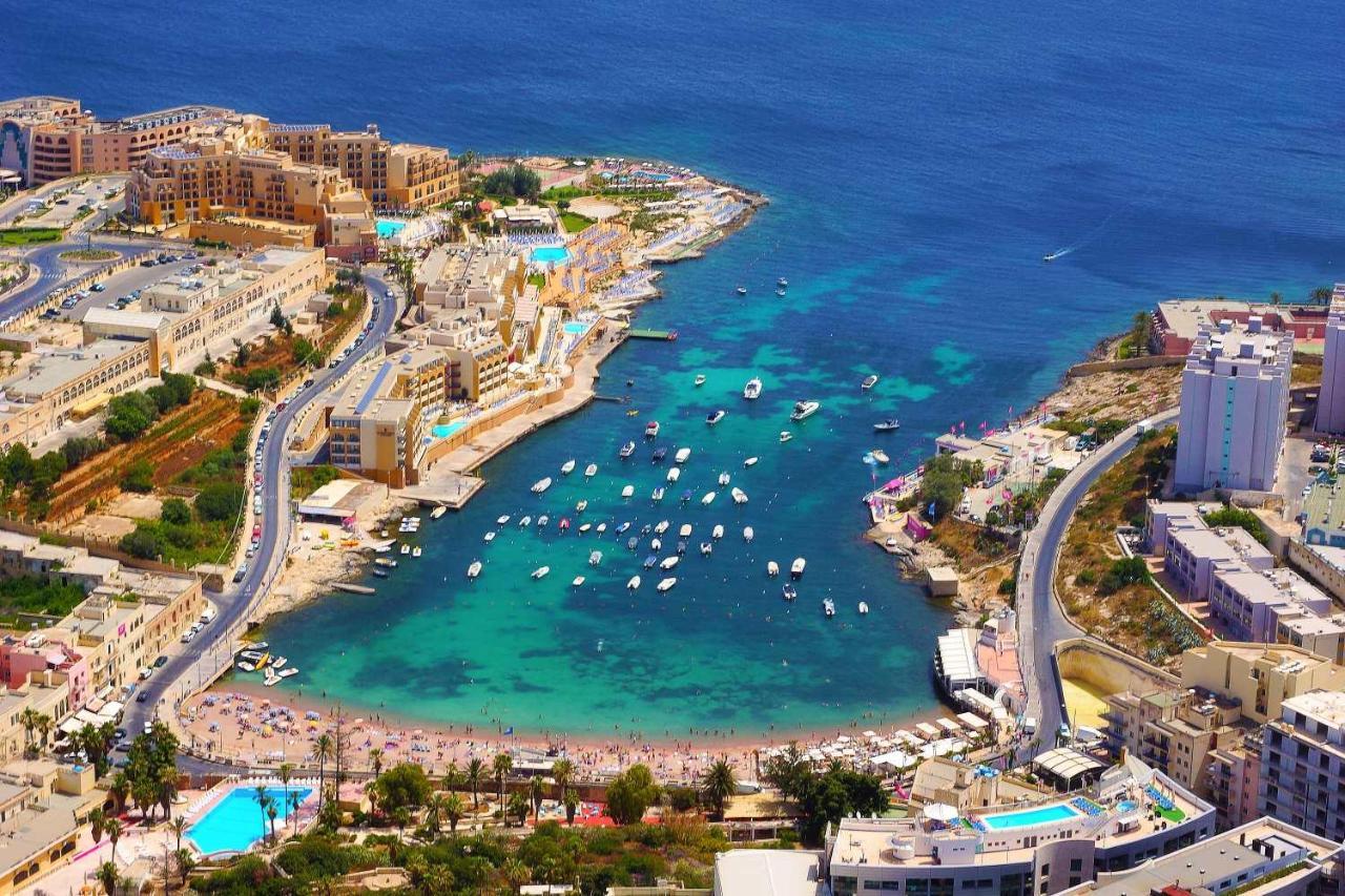 Splendid Seaside Retreat On Spinola Bay Apartment Saint Julian's Ngoại thất bức ảnh